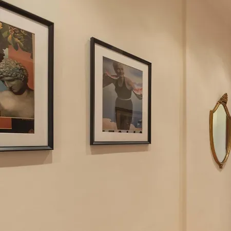 Italian Experience-vintage In Apartment