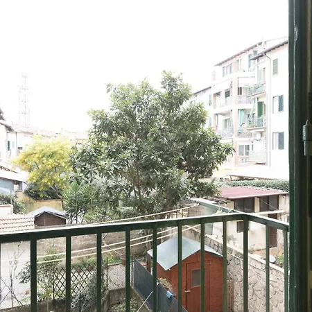 Italian Experience-vintage In Apartment *